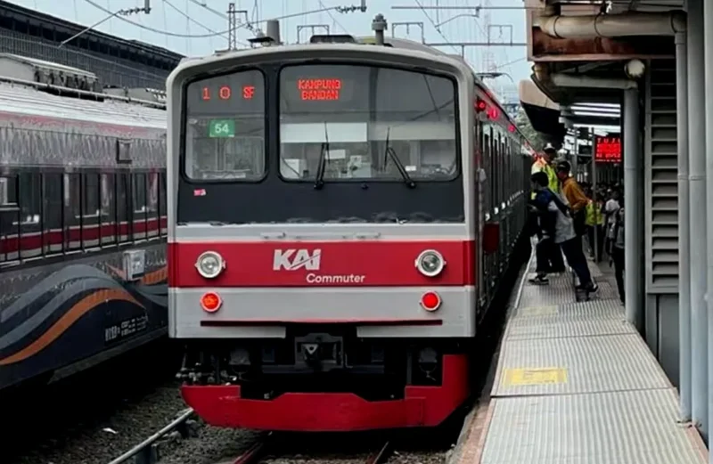 Wanita Alami Pelecehan di KRL KCI Langsung Blacklist Pelaku